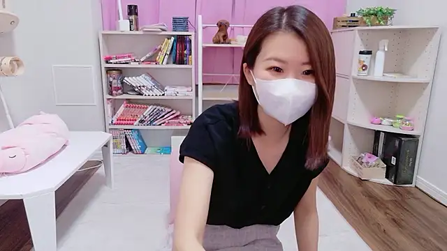 Snapshot of -COCOAtann- chatting on May 19, 2:18 am -COCOAtann- online show from May 19, 2:18 am