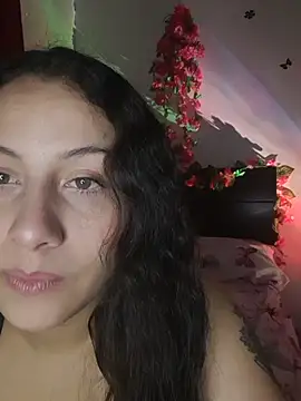 esmeralda jadees online show from March 12, 1:36 am