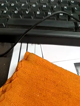 himvilohi08 online show from October 31, 11:11 am