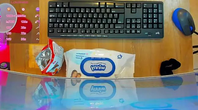  LiilyWong online show from March 20, 11:56 pm