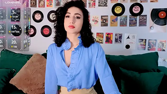 Maya Rogerss online show from April 13, 2:33 pm