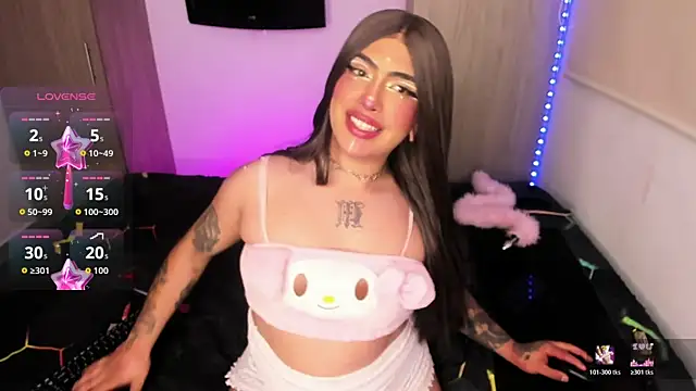 Sophie whitexxx online show from April 11, 12:15 am