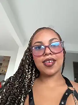 Snapshot of AlesiaCooper chatting on March 1, 10:01 pm AlesiaCooper online show from March 1, 10:01 pm