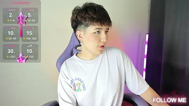 emma cute7 online show from November 14, 12:09 am