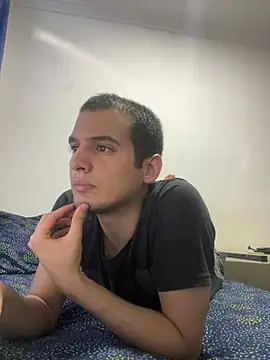 Thiagobb7 online show from February 28, 10:33 pm