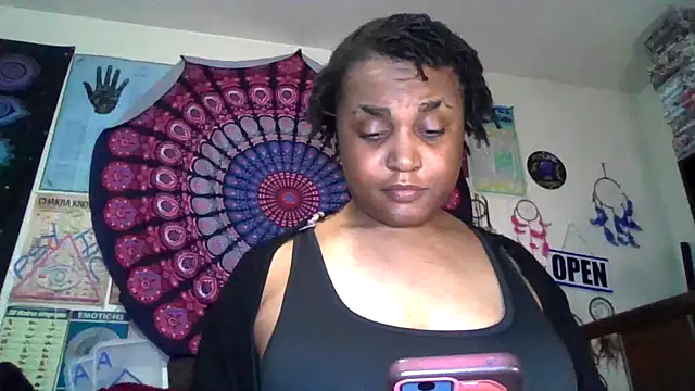 GardeniaFields online show from April 7, 12:00 am