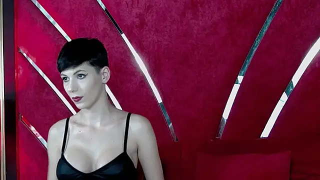 Roxxy Rouge online show from October 3, 4:04 pm