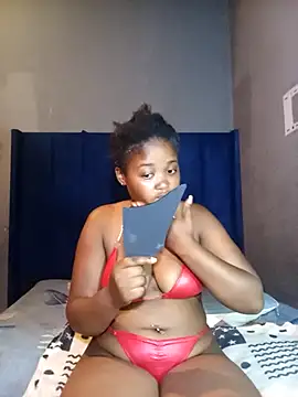 Snapshot of SexyShybarbie chatting on February 12, 7:20 pm SexyShybarbie online show from February 12, 7:20 pm