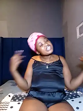 Snapshot of SexyShybarbie chatting on March 3, 8:37 pm SexyShybarbie online show from March 3, 8:37 pm