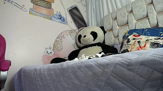 Snapshot of margott_22_ chatting on July 31, 6:07 pm margott 22 online show from July 31, 6:07 pm