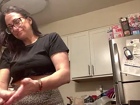 KittyKat LoLo online show from November 16, 7:25 am