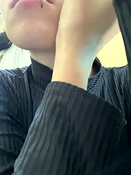 Snapshot of val_zx chatting on October 18, 4:41 pm val zx online show from October 18, 4:41 pm