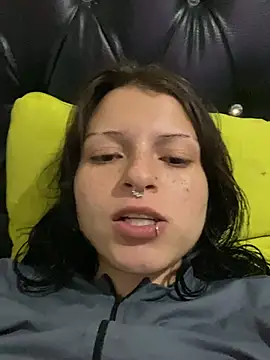 Snapshot of val_zx chatting on July 29, 10:08 pm val zx online show from July 29, 10:08 pm