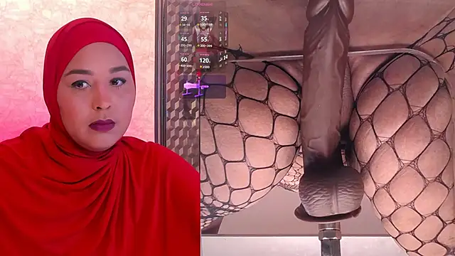 Snapshot of BBWHijab chatting on May 30, 12:19 am BBWHijab online show from May 30, 12:19 am
