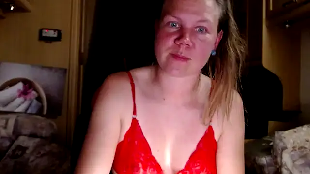 CallMeMaria online show from January 8, 9:12 pm