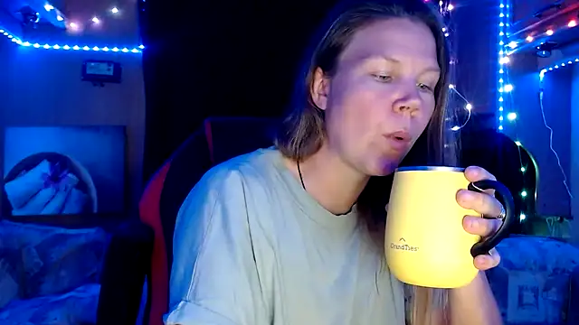 CallMeMaria online show from January 28, 5:35 pm