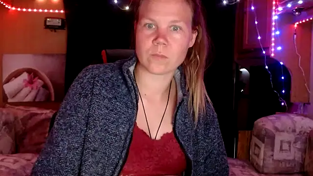 CallMeMaria online show from January 31, 4:27 pm