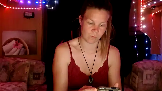 CallMeMaria online show from January 31, 7:29 pm