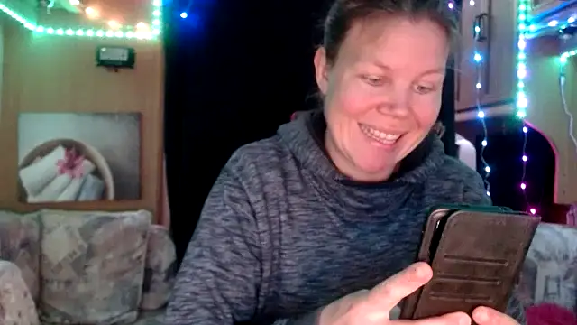 CallMeMaria online show from February 4, 11:38 am