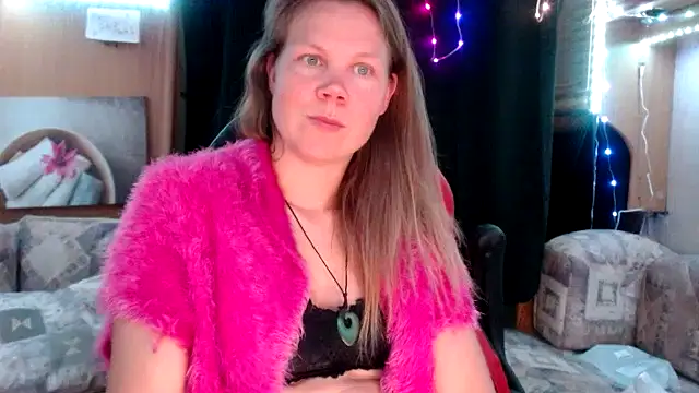 CallMeMaria online show from February 12, 6:51 pm