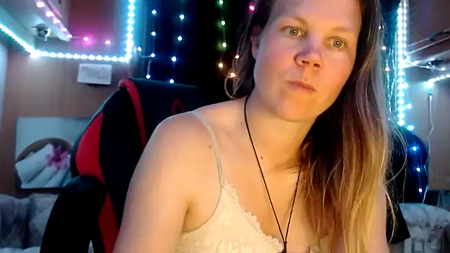 CallMeMaria online show from February 14, 8:48 pm