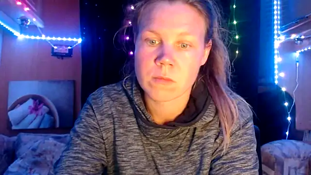 CallMeMaria online show from February 27, 8:20 pm