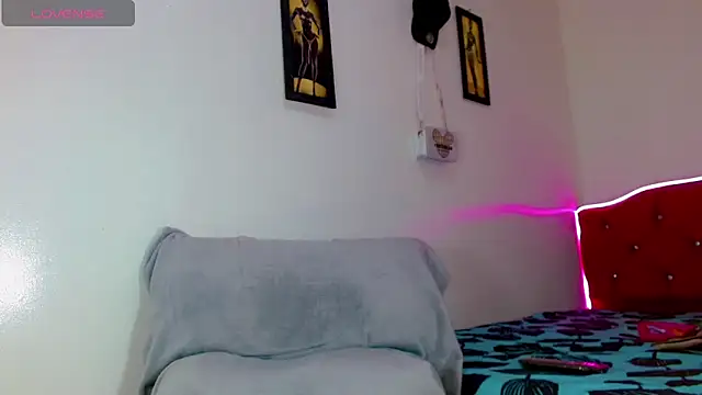 Snapshot of alexsandra_kiss chatting on February 24, 10:57 am alexsandra kiss online show from February 24, 10:57 am