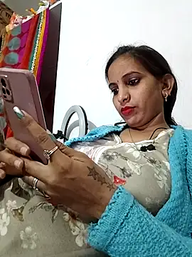 Snapshot of Hotty-Nidhi chatting on February 9, 3:27 pm Hotty-Nidhi online show from February 9, 3:27 pm