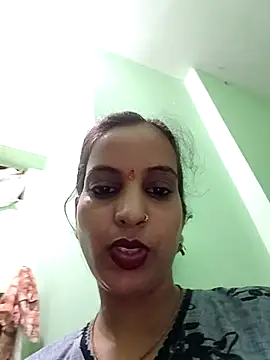 Hotty-Nidhi online show from July 3, 4:02 pm