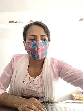 Snapshot of indiancute43 chatting on March 13, 5:22 am indiancute43 online show from March 13, 5:22 am