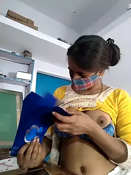Snapshot of indiancute43 chatting on April 11, 7:56 am indiancute43 online show from April 11, 7:56 am