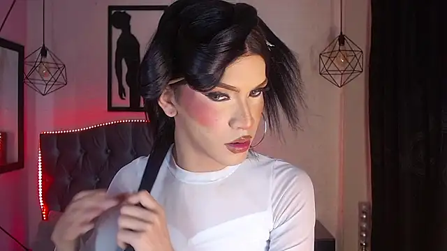 agatha rodriguez online show from March 6, 1:51 pm