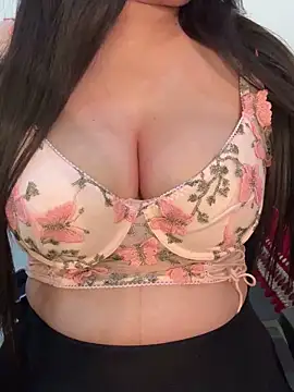 yours chahat online show from March 4, 5:30 pm