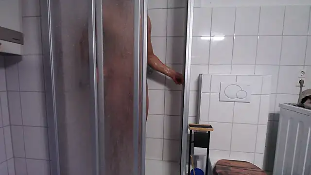 P K 33 online show from November 28, 3:25 pm