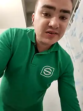 Snapshot of Andy-rtg chatting on November 25, 2:33 am Andy-rtg online show from November 25, 2:33 am