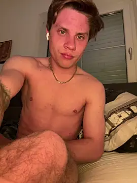 xoxoxLove12 online show from March 9, 7:37 pm
