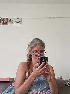 Gripenchipes online show from July 29, 4:16 pm