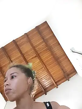 Snapshot of Sexi_girl29 chatting on September 17, 8:49 am Sexi girl29 online show from September 17, 8:49 am