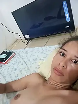 Snapshot of Sexi_girl29 chatting on October 4, 9:29 am Sexi girl29 online show from October 4, 9:29 am