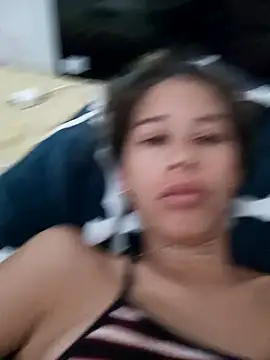 Snapshot of Sexi_girl29 chatting on November 2, 12:18 pm Sexi girl29 online show from November 2, 12:18 pm