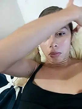 Snapshot of Sexi_girl29 chatting on November 23, 2:00 am Sexi girl29 online show from November 23, 2:00 am