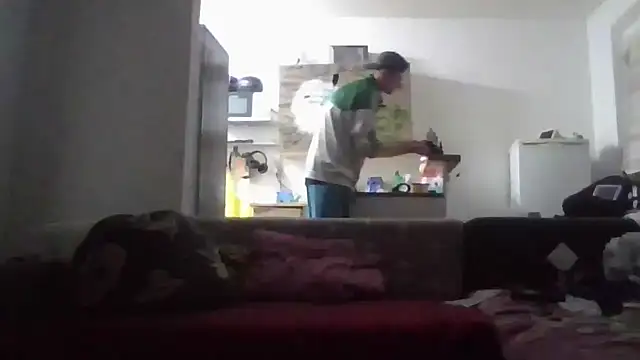 Snapshot of ThePython666 chatting on November 9, 3:43 pm ThePython666 online show from November 9, 3:43 pm