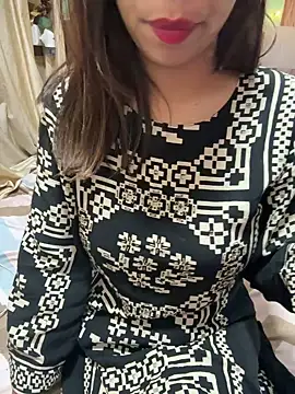 lustyindiancouple online show from February 19, 9:44 pm