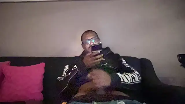 kngkeeem online show from November 17, 8:42 am