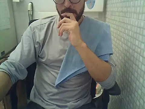 pdasgyn online show from March 10, 1:16 pm