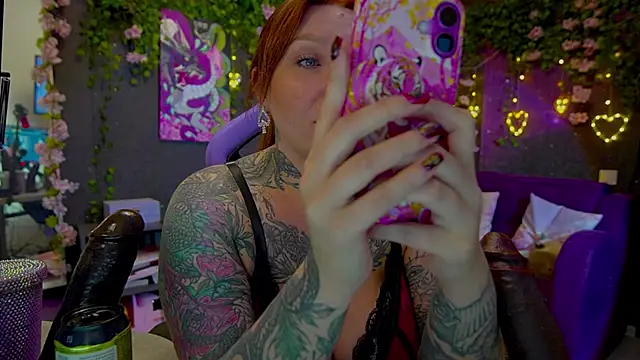 BlackedBarbie online show from March 8, 6:55 pm