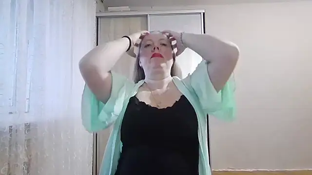 Irina3718 online show from March 14, 3:58 pm