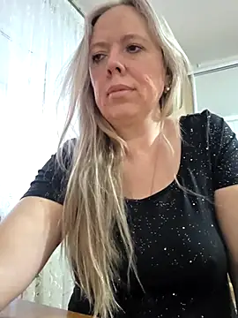 Irina3718 online show from March 19, 3:38 pm