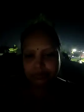 Snapshot of Arohi35 chatting on May 11, 2:34 pm Arohi35 online show from May 11, 2:34 pm