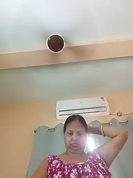 Snapshot of Arohi35 chatting on June 7, 12:48 am Arohi35 online show from June 7, 12:48 am